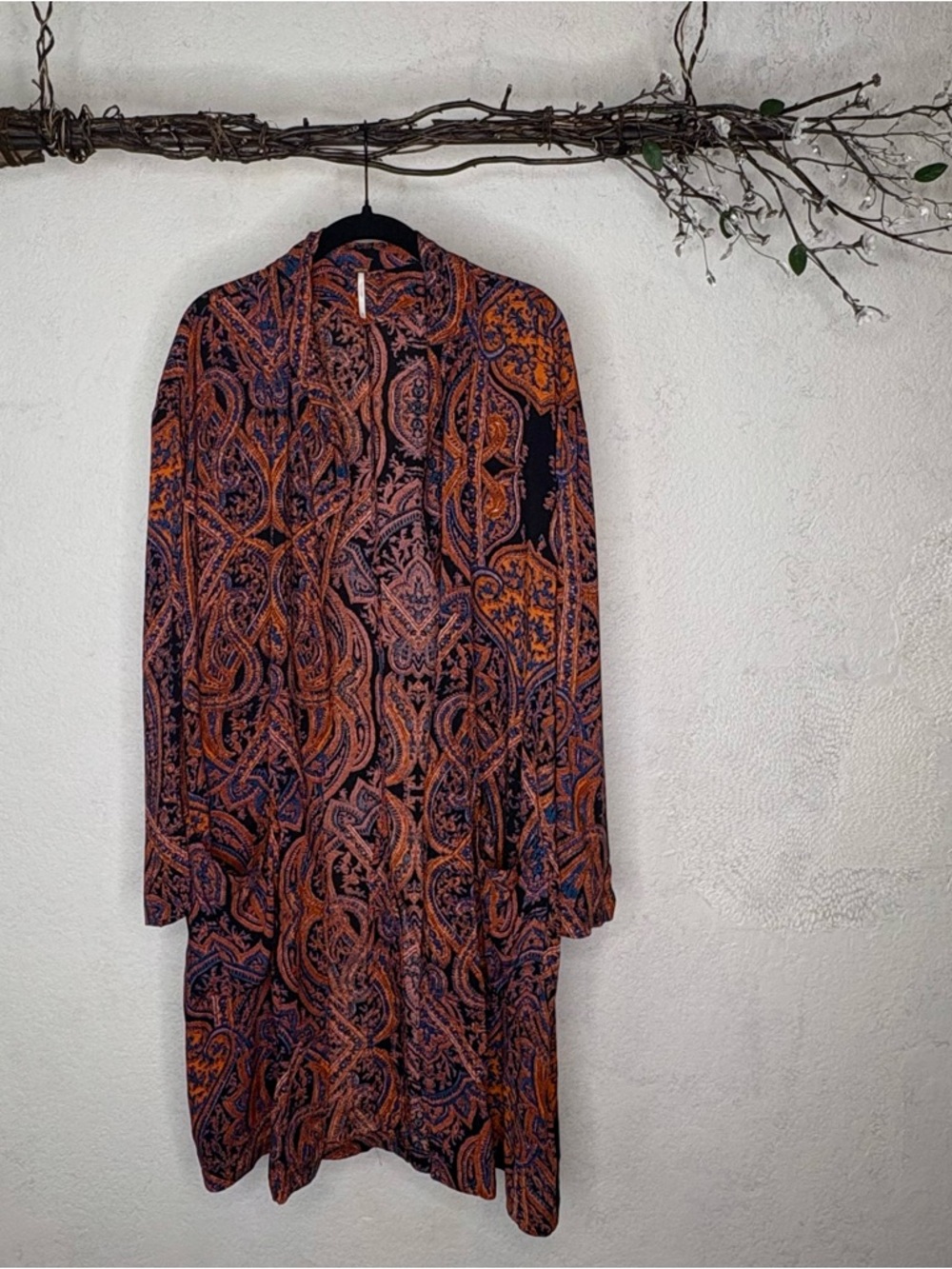 Free People Paisley Kimono
Cardigan/ duster XS